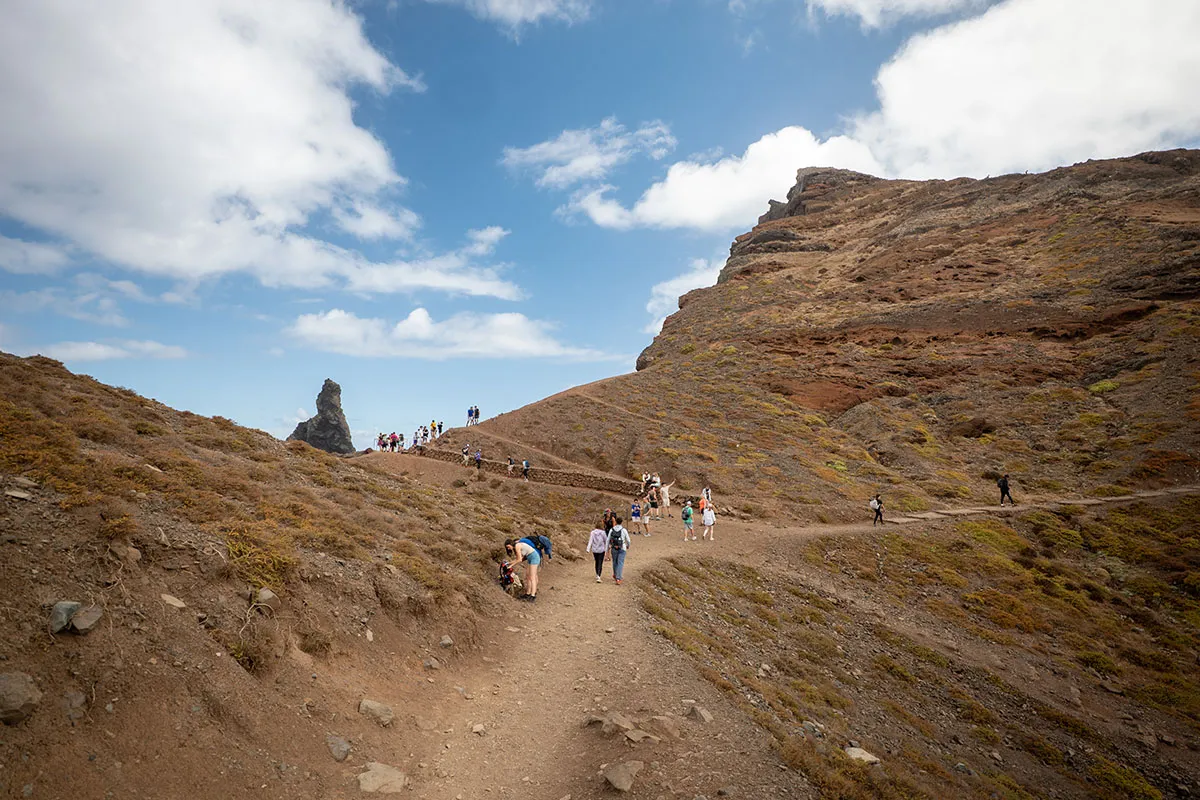 Ponta de São Lourenço: Trilha, Barco e Banho de Mar na Madeira