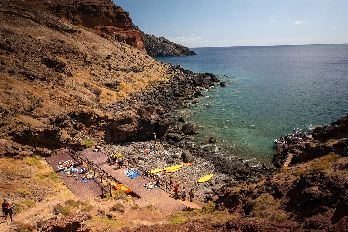 Ponta de São Lourenço: Trilha, Barco e Banho de Mar na Madeira