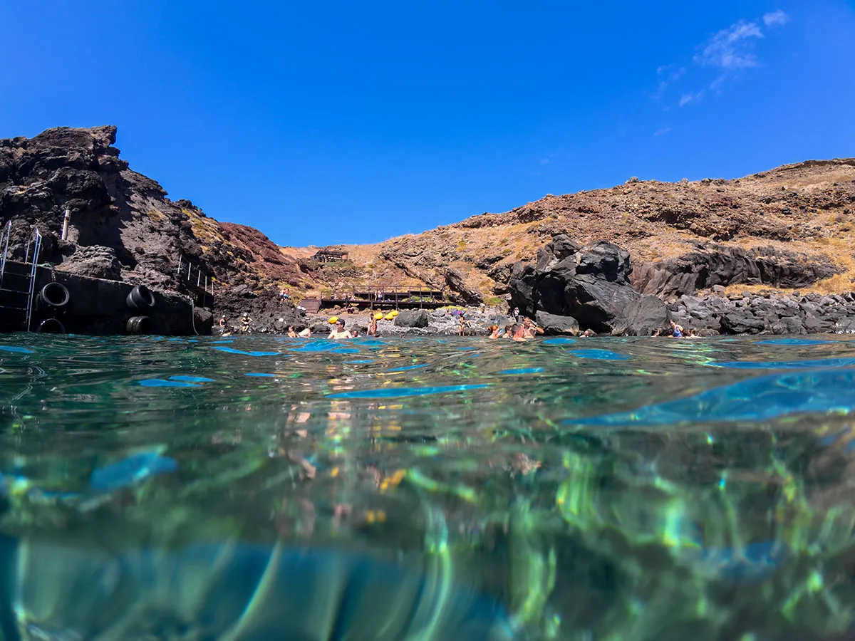 Ponta de São Lourenço: Trilha, Barco e Banho de Mar na Madeira