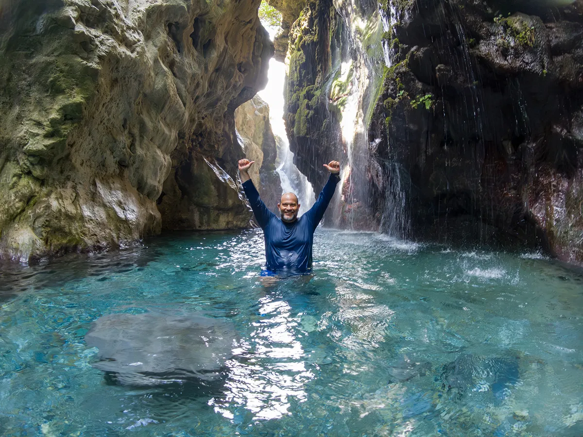 Guia Completo Kourtaliotiko Gorge: Como visitar a cascata secreta em Creta