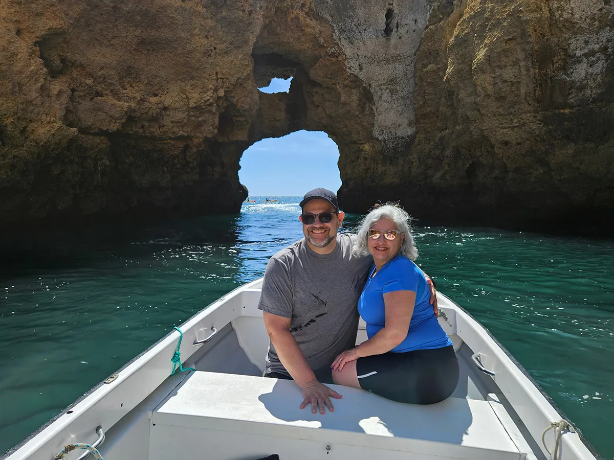 Passeio de barco nas Grutas da Ponta da Piedade