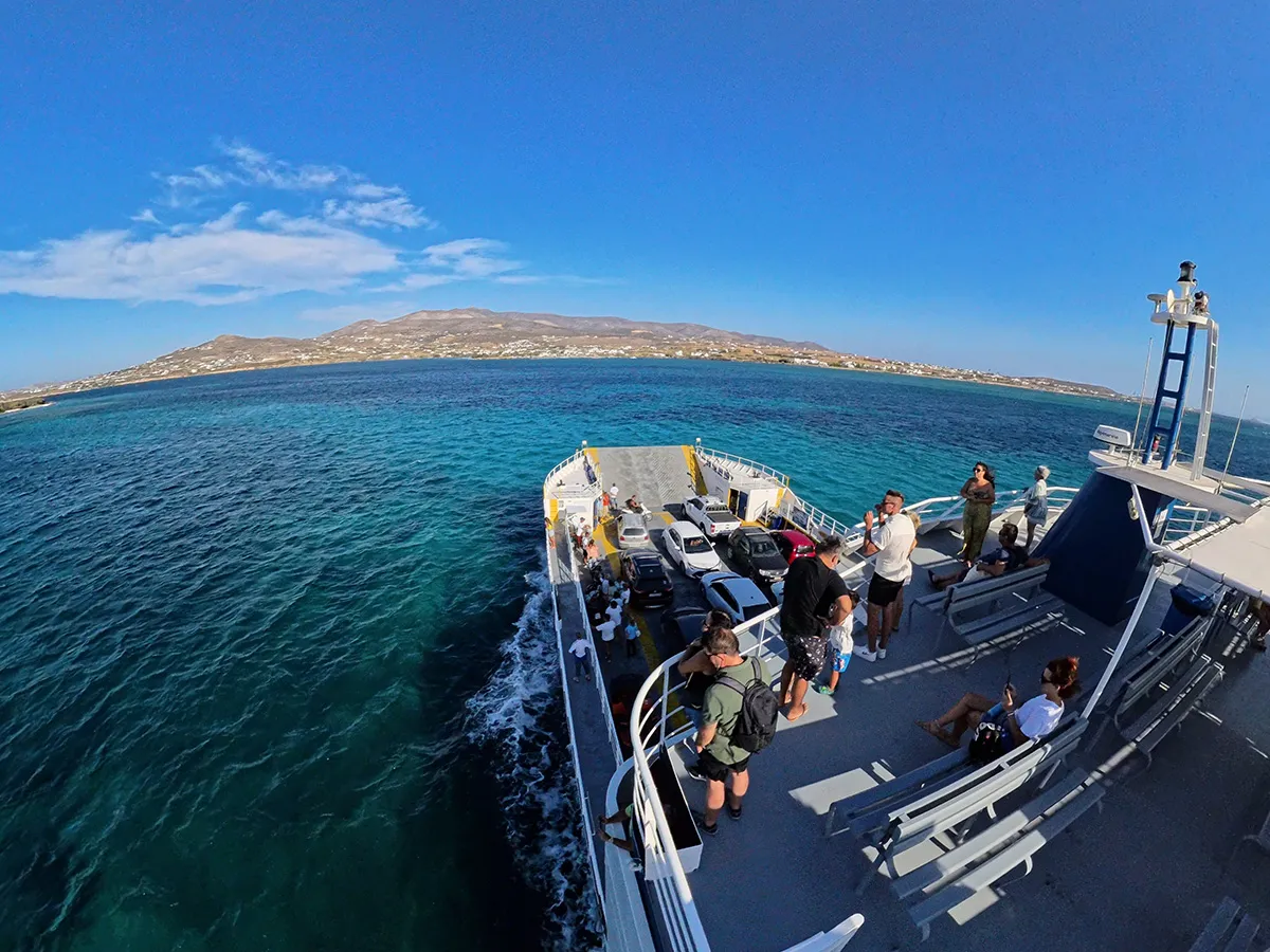 Ferry para Antiparos