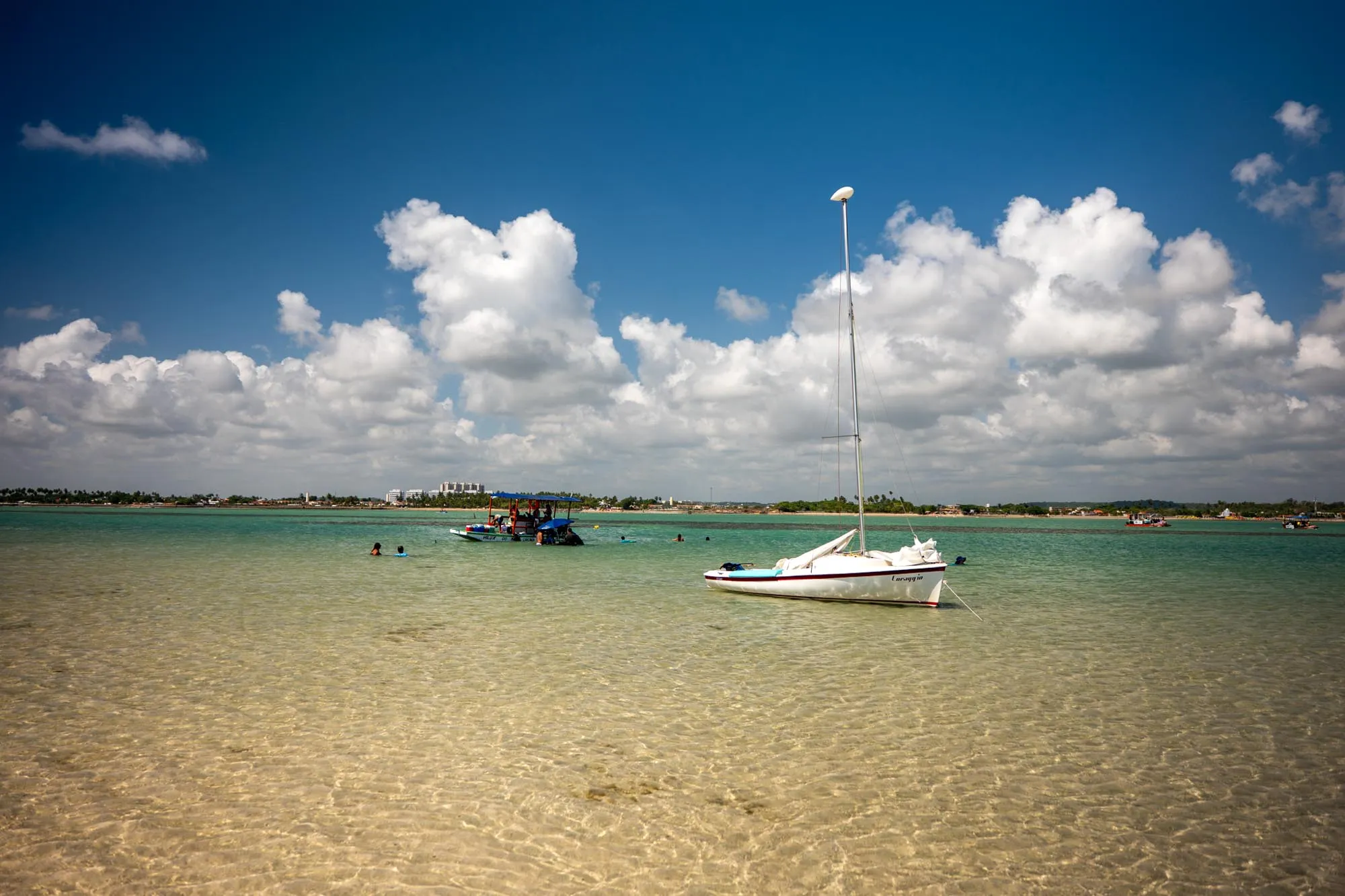 Veleiro em Maria Farinha (PE): a Joia Escondida do Litoral Norte